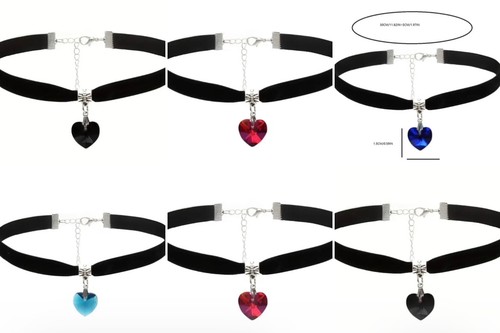 Collana girocollo con - , ciondolo