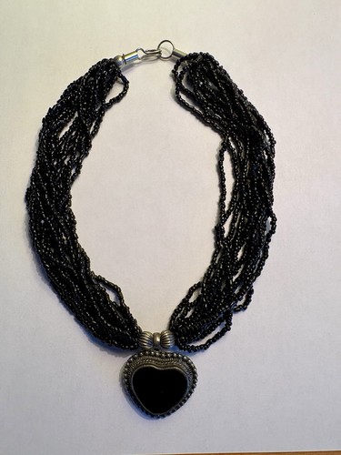 Collana cuore nero perline - cuore,